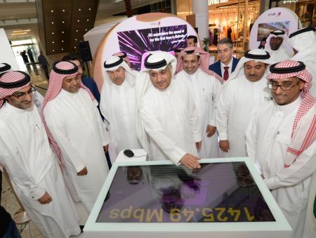 Image for Viva launches first live 5G network public showcase in Bahrain